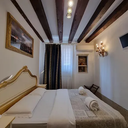 Gesuiti Cozy And By Ca-sa Check Apartament Wenecja